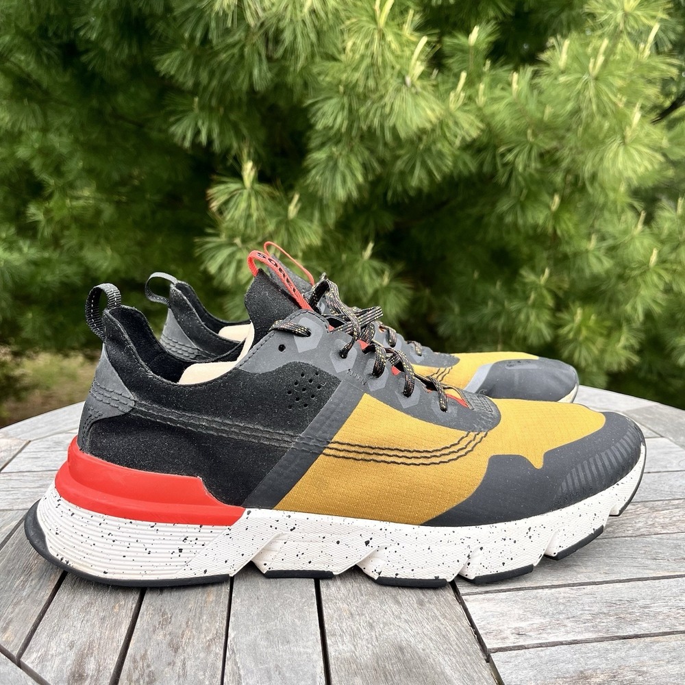Sorel Kinetic Rush Ripstop Sneaker Mens Size 11 Gold Orange Red Comfort Shoe
